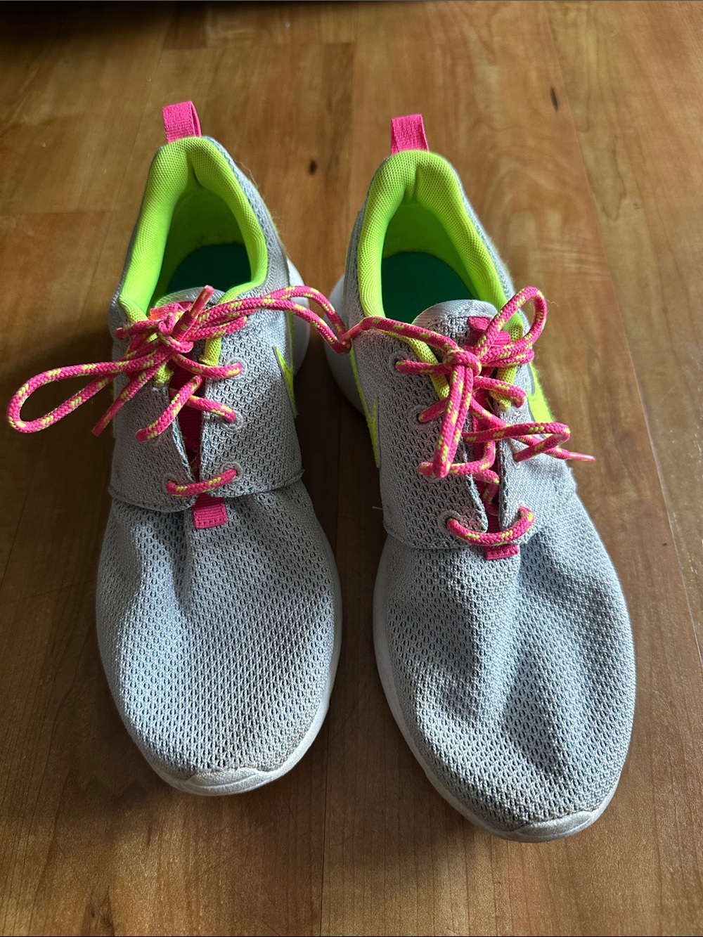 Nike Roshe (size 6.5 Youth= 8 woman) Light-Grey, Neon Yellow & Pink Sneakers